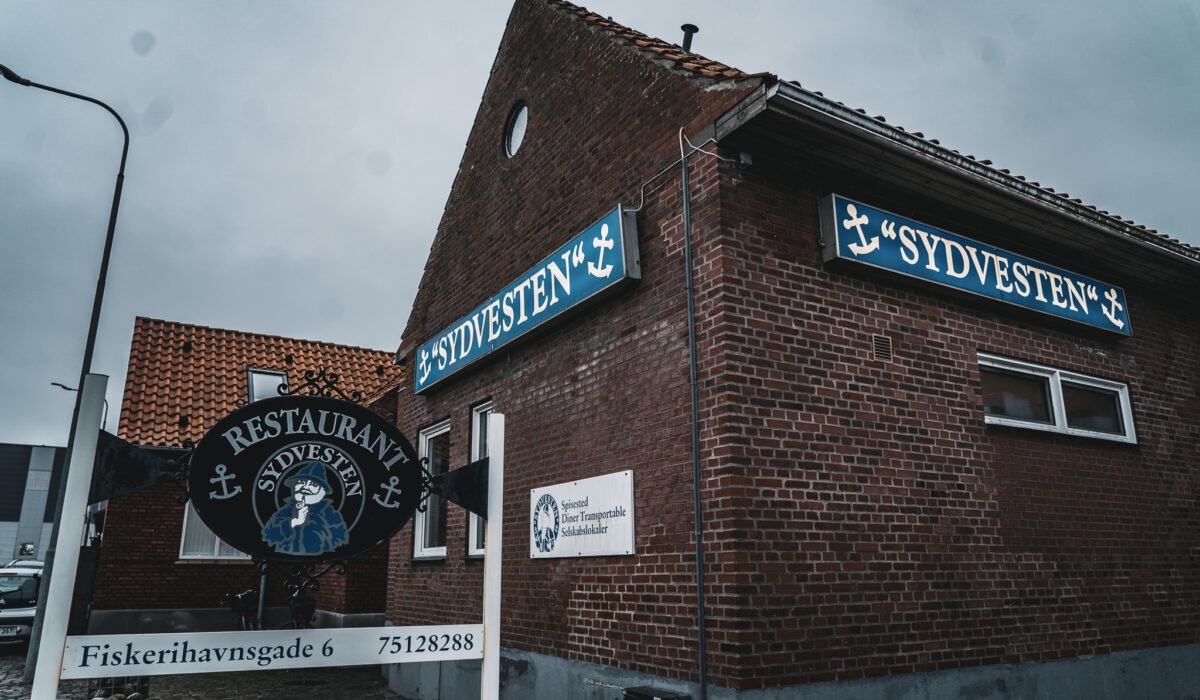 Sydvesten på fiskerihavnen i Esbjerg. Foto: Fjodor Pedersen.