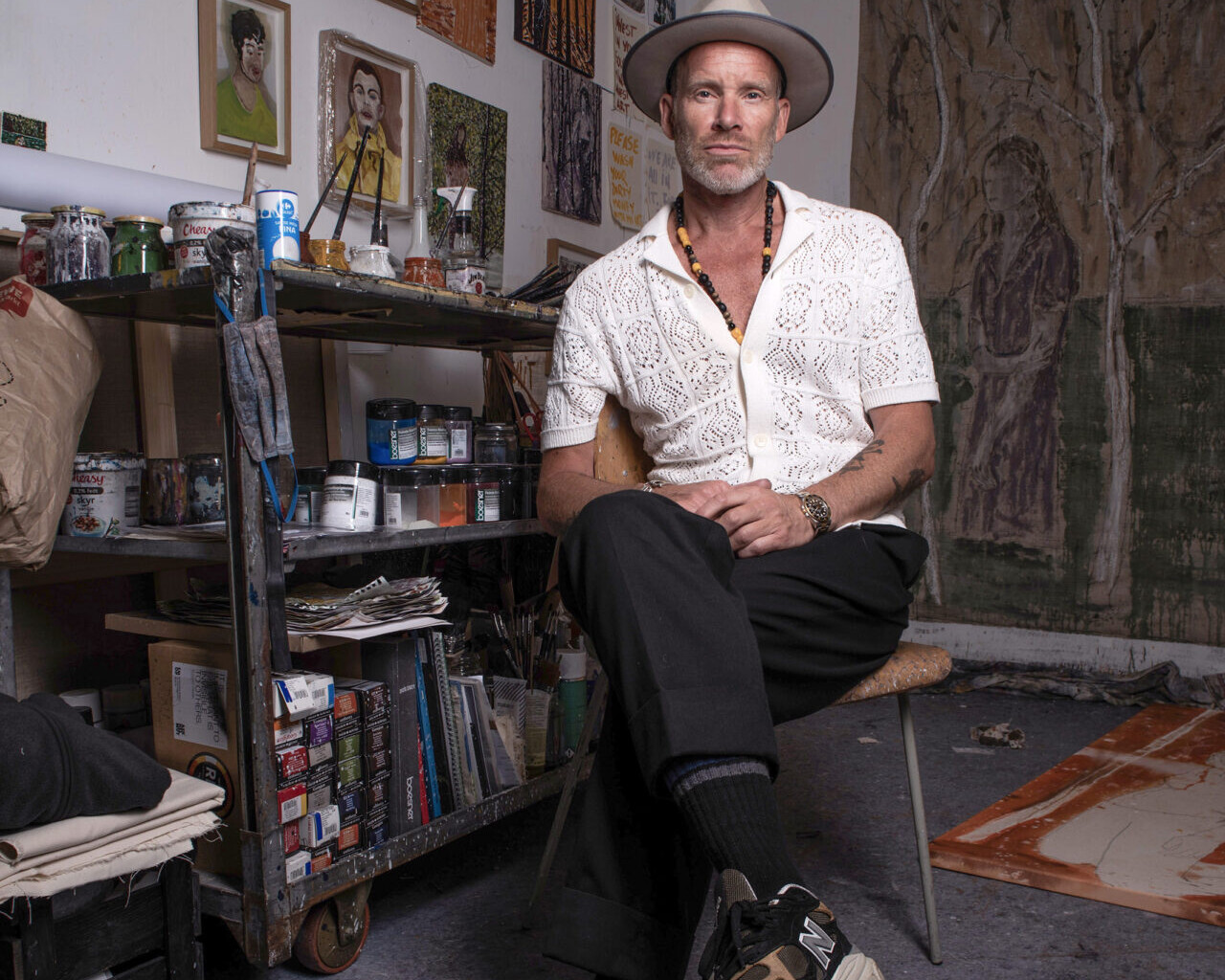 René Holm markerer 25 år som professionel kunstner. Foto: Dale Grant.