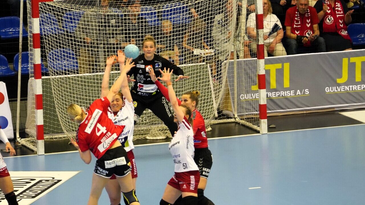 Team Esbjerg skød til tider Ikast i sænk. Foto: Fjodor Pedersen.