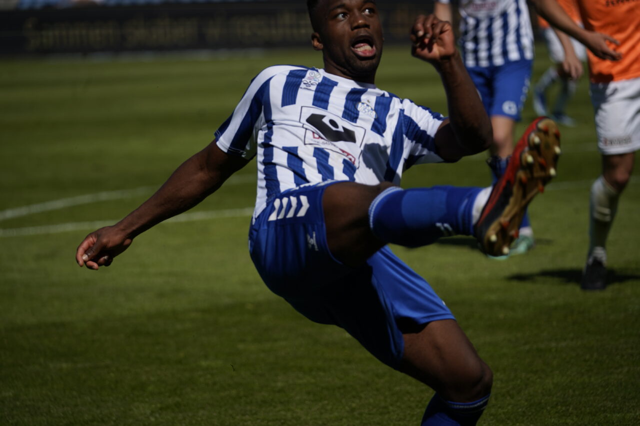 Steven Simpson var en af de mest iøjefaldende EfB'ere i dagens kamp. Foto: Fjodor Pedersen.