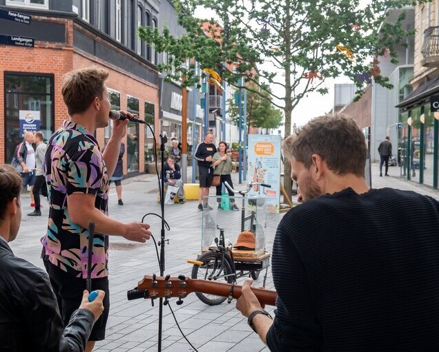 Fra en tidligere festlig late night i Esbjerg. Arkivfoto: Torben Meyer.