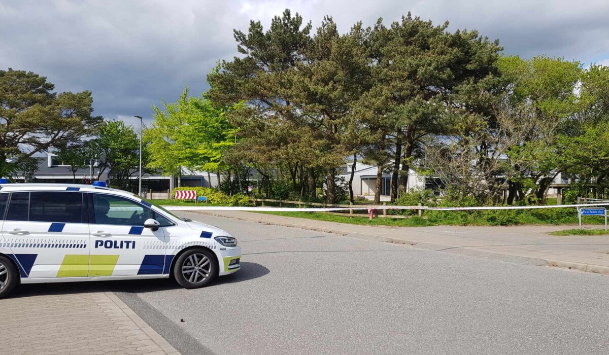 Politiet tilstede ved Bohrskolen Fourfeldt. Foto: Bilal Hussain.