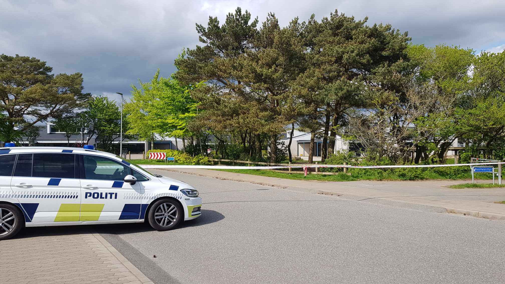 Politiet tilstede ved Bohrskolen Fourfeldt. Foto: Bilal Hussain.