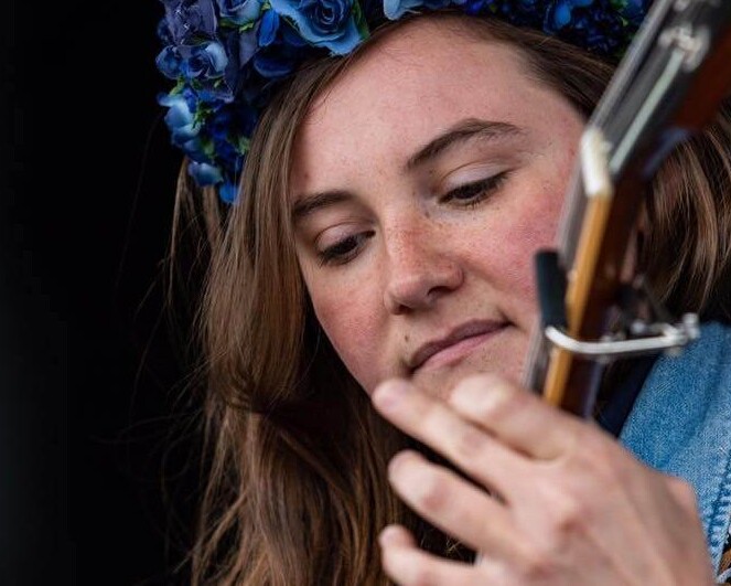 Elisabeth Panduro Holst spiller eksamenskoncert torsdag den 23. maj 2024.