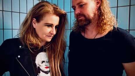 Rikke Egholm Ravn og Rasmus Pedersen udgør Glimtvis.