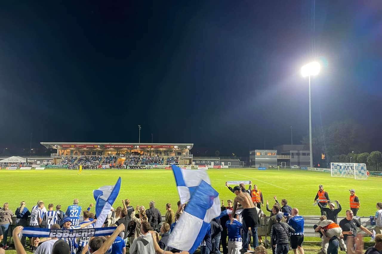 Glade esbjergensere i Roskilde. Arkivfoto: Nordbastionen.