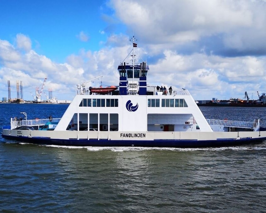 Færgen Menja. Foto: Molslinjen.