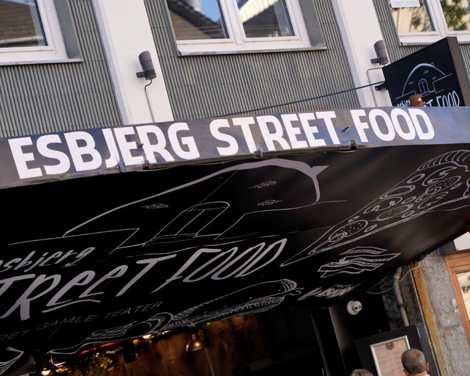 Esbjerg Street Foods facade mod Kongensgade. Foto: Fjodor Pedersen.