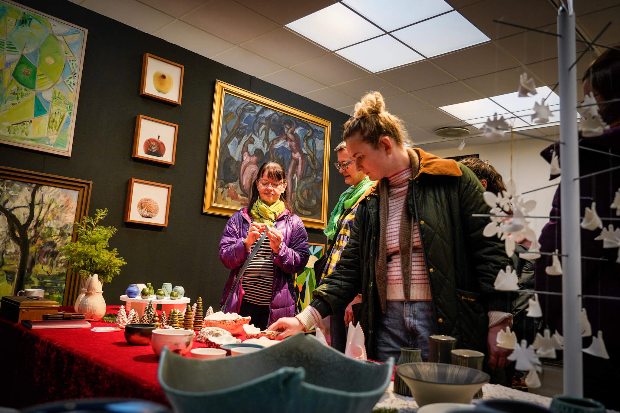 Julekunstkaos på Esbjerg Kunstmuseum 2024. Foto: Fjodor Pedersen.