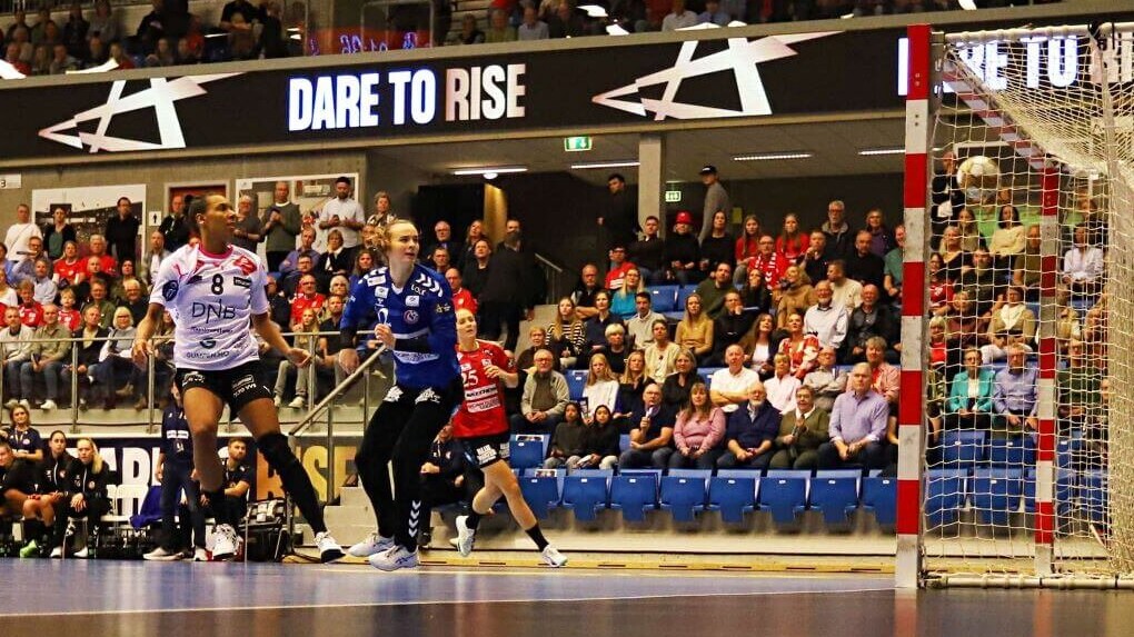 Team Esbjerg i Champions League-kamp. Arkivfoto: Johnny Tauman.