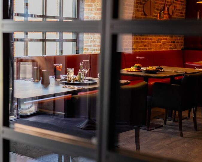 Café J kan endeligt slå dørene op igen. Privatfoto.