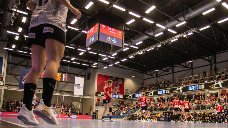 Team Esbjerg i Champions League-kamp. Arkivfoto: Johnny Tauman.