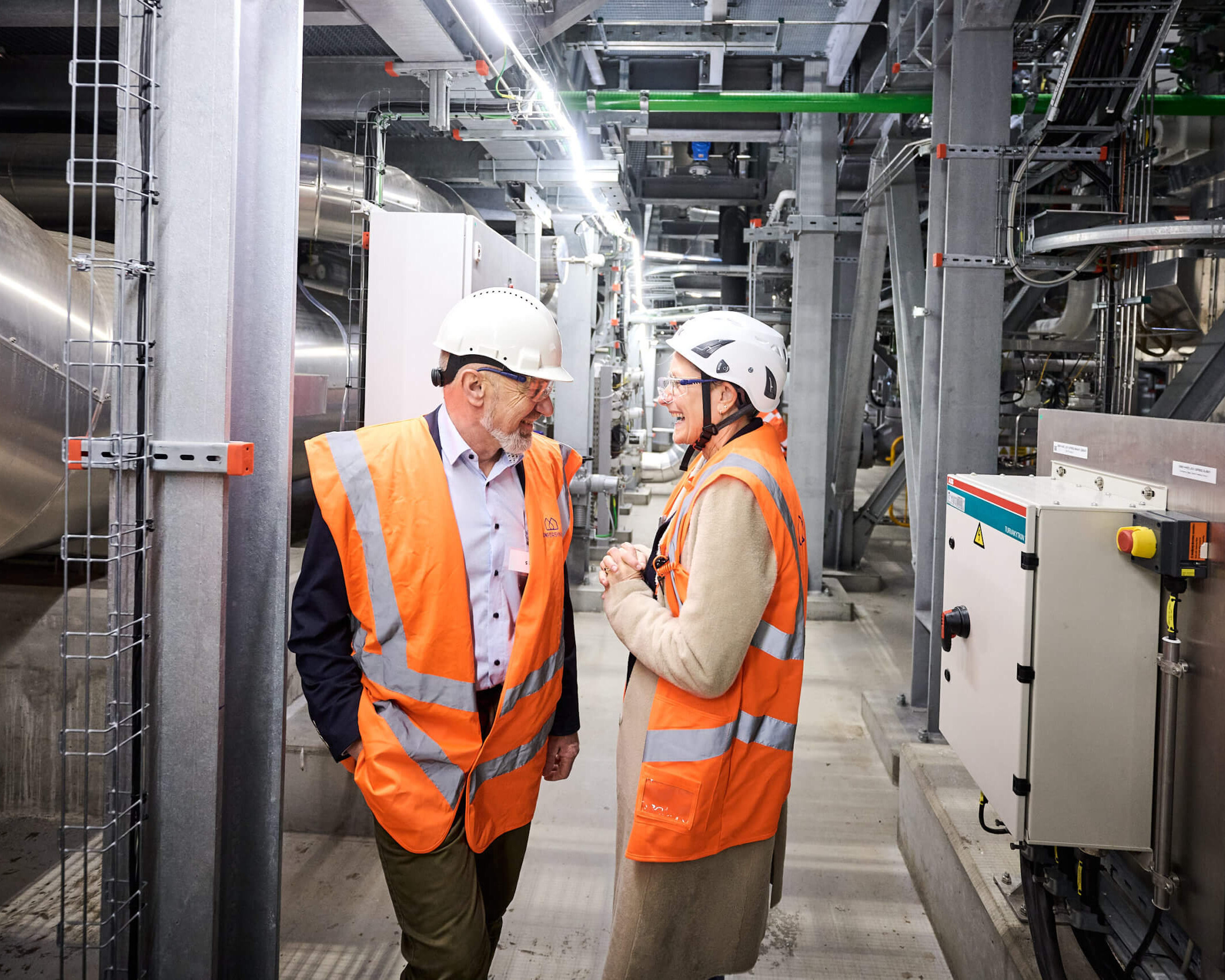 Bestyrelsesformand Kurt Bjerrum og direktør Helle Damm-Henrichsen fra DIN Forsyning. Foto: Christer Holte.