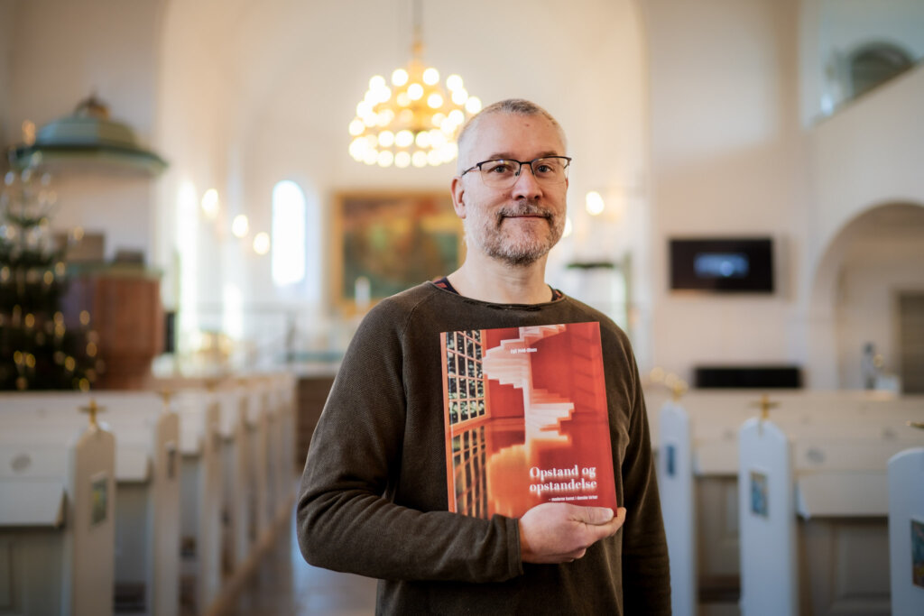 Egil Hvid-Olsen fotograferet i Zions Kirke. Foto: Fjodor Pedersen.