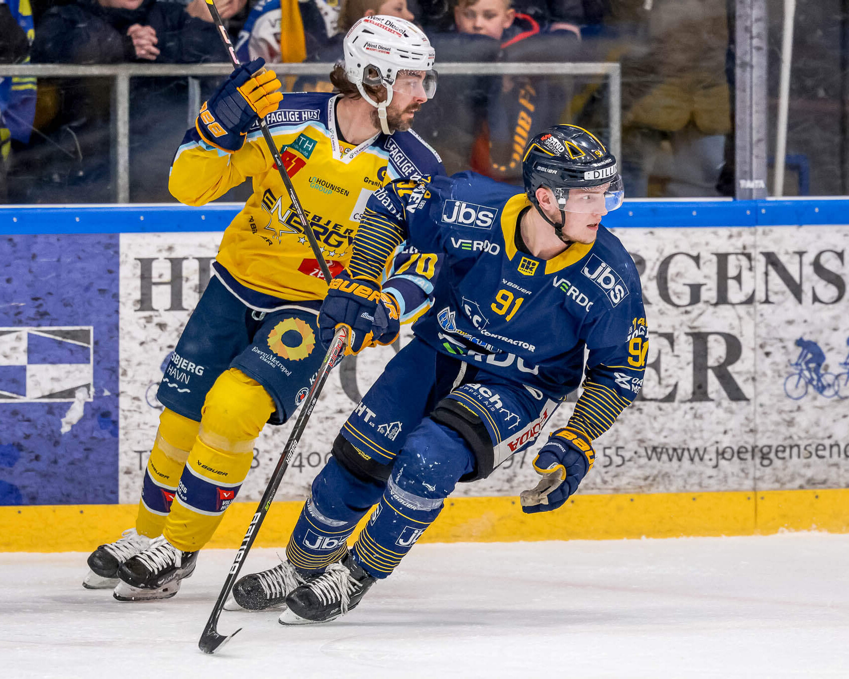 Simon Grønvaldt og Simon Schleicher, Herning Blue Fox. Foto: Danmarks Ishockey Union.