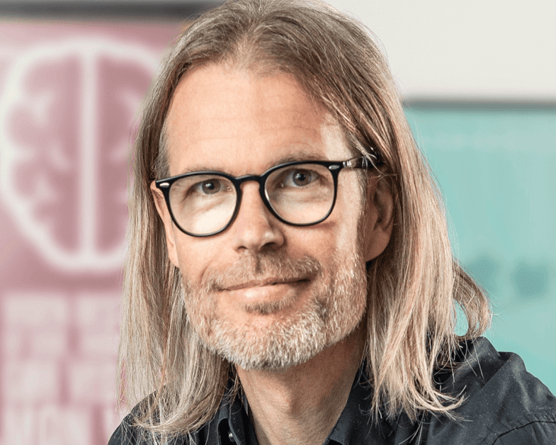 Jan Iversen er opvokset i Esbjerg. Pressefoto.