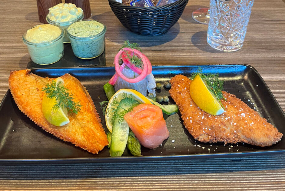 Café J går i fisk. PR-foto.