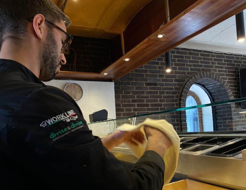 Pizza fås i mange afskygninger - den gode bund er dog altid ret afgørende. Foto: La Scala.