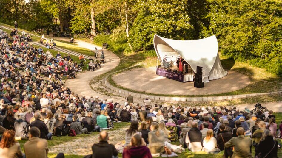 Opera under åben himmel. Pressefoto: Klaus Vedfelt.