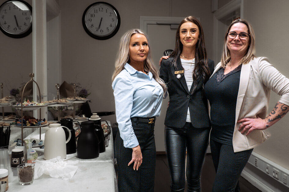 Kristina Wilton Friis (tv), Klaudia Storlarczyk og Regina Reenberg. Foto: Fjodor Pedersen.