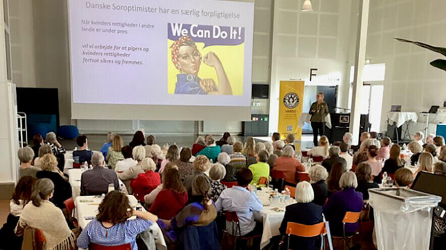 Omkring 150 deltog i Soroptimisternes kvindedag lørdag den 8. marts. Privatfoto.