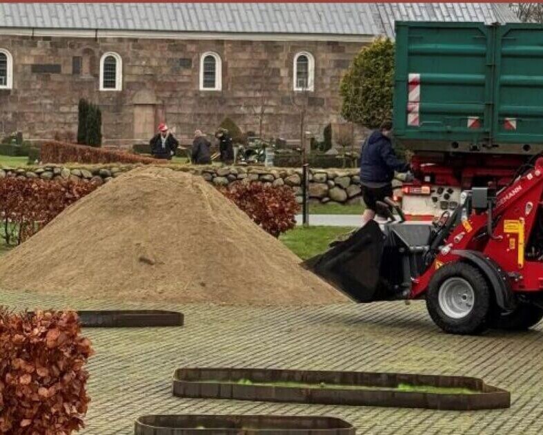 Alle er velkomne, når Bryndum-gravene fra vikingetiden indvies.