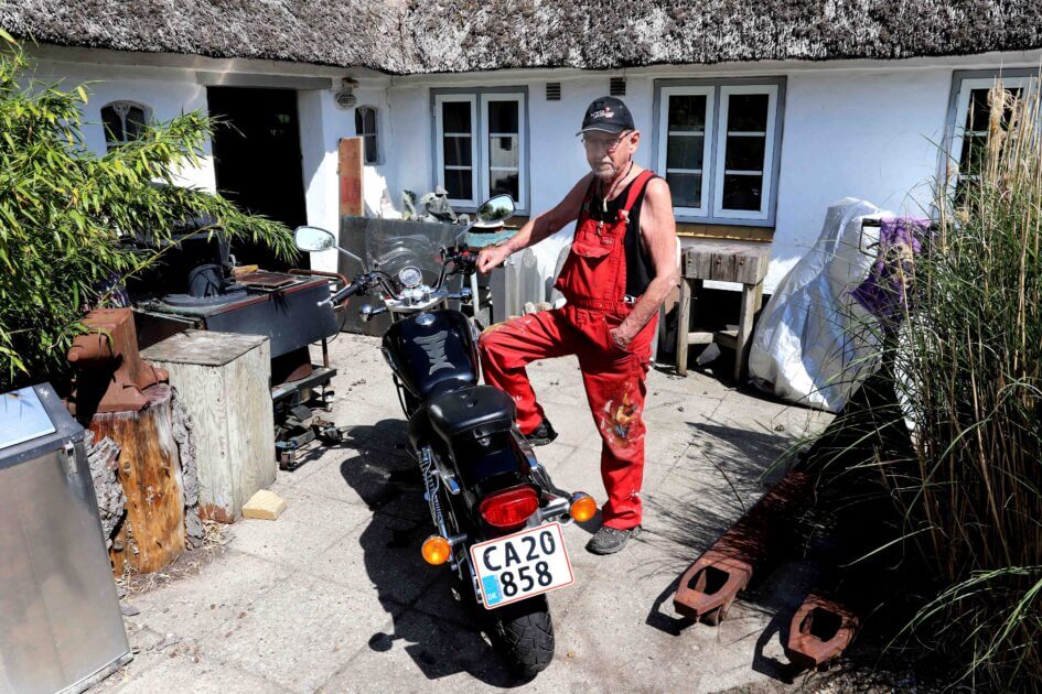 Leif elsker sine motorcykler. Foto: Johnny Tauman.