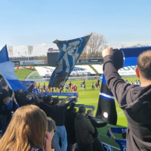 Der var som vanligt god opbakning på udebanetribunen. Foto: Bastionen.