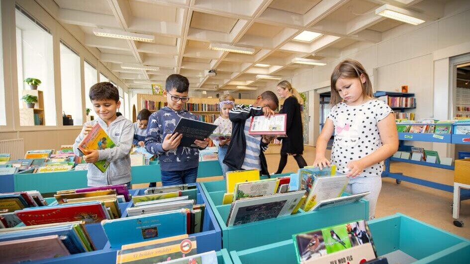 Elever på Præstegårdskolen. Pressefoto.