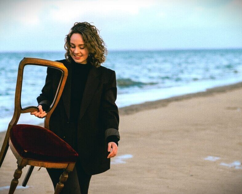 Laura Flø. Pressefoto.