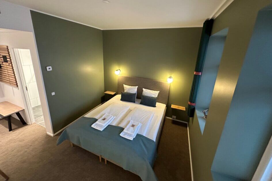 Hotelchef Torbjørn Birkelund glæder sig til at åbne dørene til det forandrede hotel. Foto: Presse.