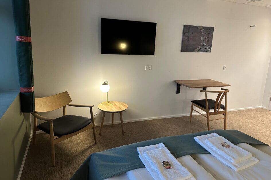Et moderne hotelikon i hjertet af Esbjerg – nu med endnu flere værelser og plads til bæredygtige ophold. Pressefoto.