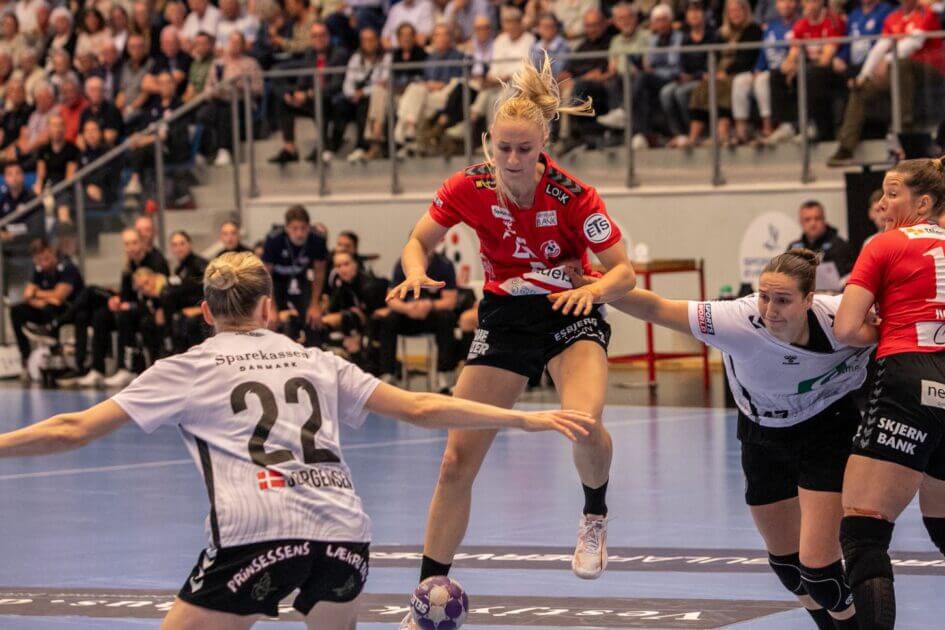 Team Esbjerg tørner igen sammen med København Håndbold. Arkivfoto: Johnny Tauman.