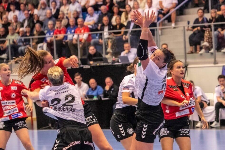 Langskud kan være et brugbart våben imod det kompakte københavner-forsvar. Arkivfoto: Johnny Tauman.