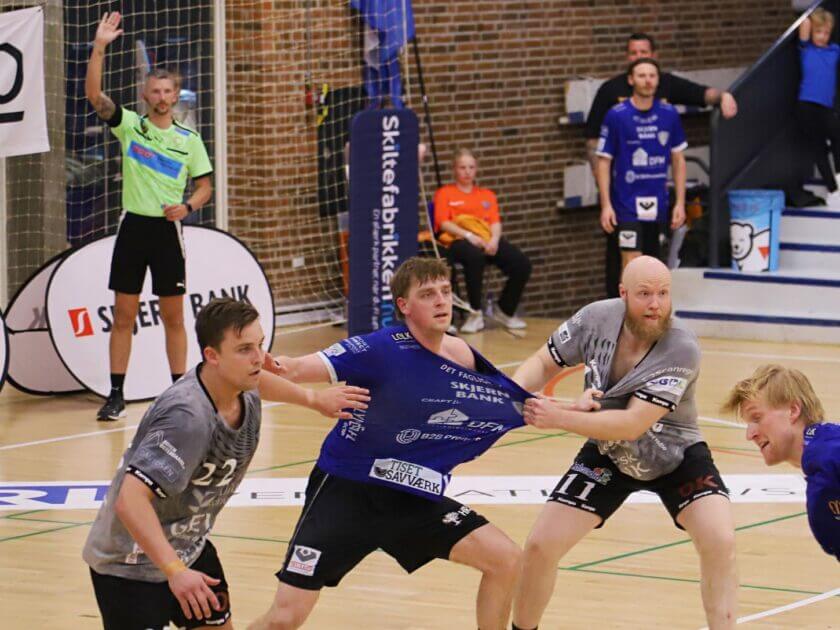 Andreas Søgaard blev pakket godt ind - scorede kun to mål. Foto: Johnny Tauman.