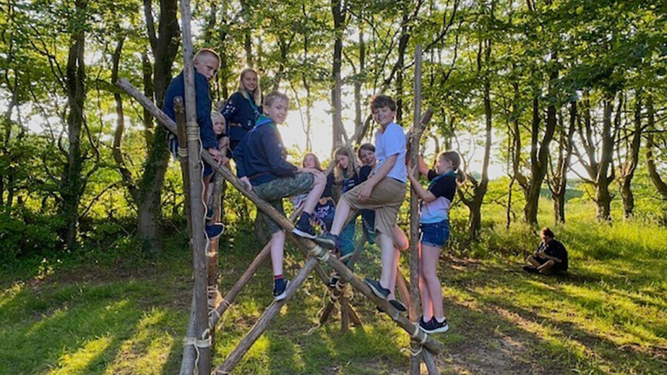 Vesterhavsgruppen er en del af Det danske spejderkorps og består af 5 klaner fra 0 klasse og opefter - så man kan være med i Vesterhavsgruppen både som ban, ung og voksen.