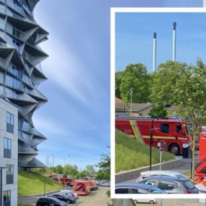 Sydvestjysk Brandvæsen øvede sig i højhuskonceptet mandag formiddag. Fotos: Johnny Tauman.