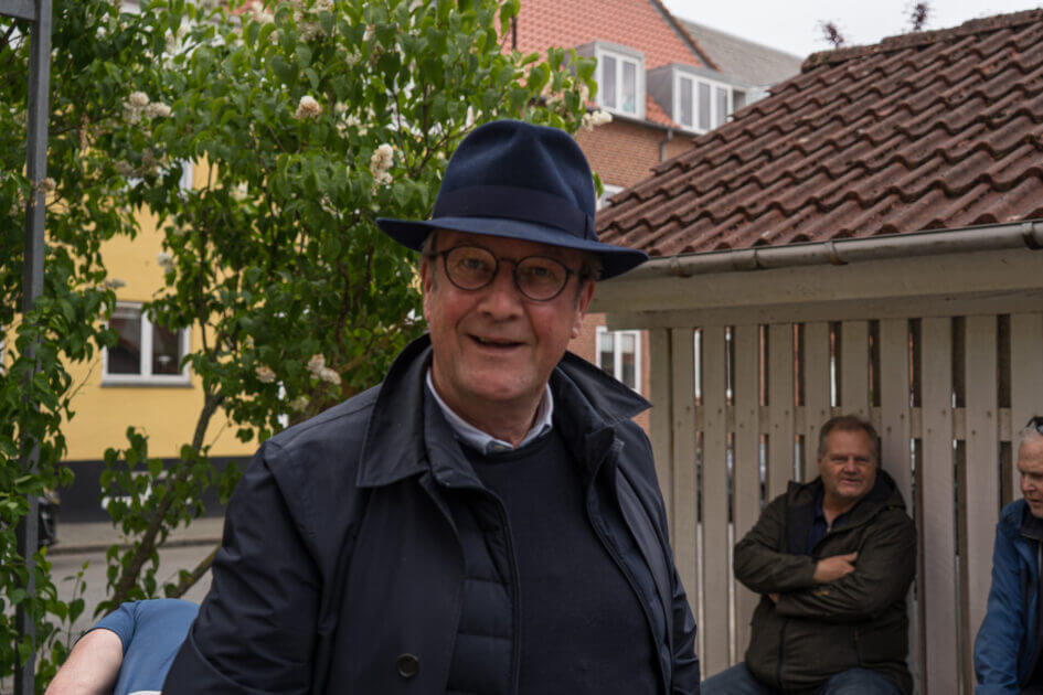 Bo Behcsgaard, mangeårig DR-reporter, var blandt dagens mange fremmødte. Foto: Fjodor Pedersen.