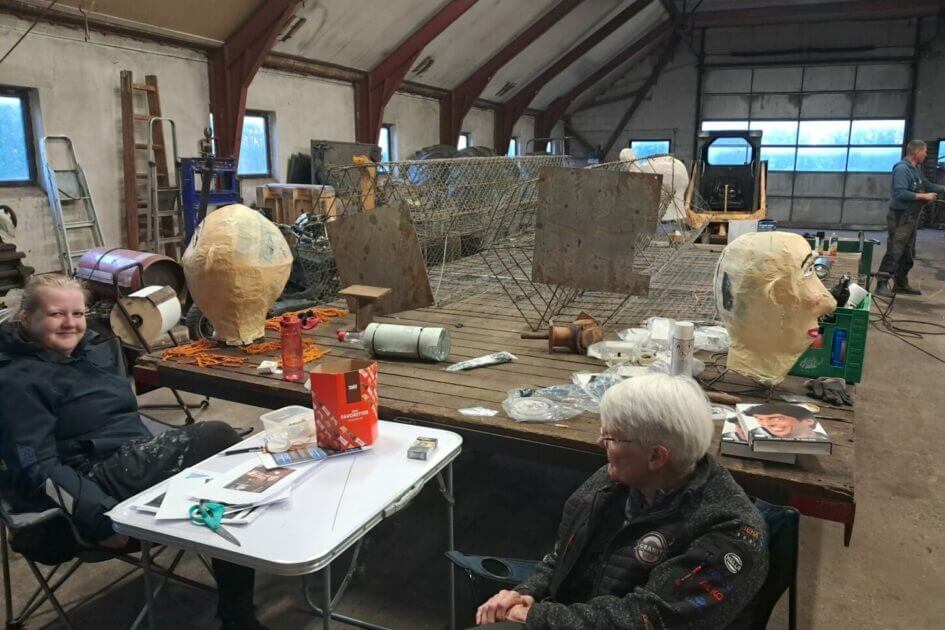 Den store hal, hvor vognen bygges. Privatfoto.