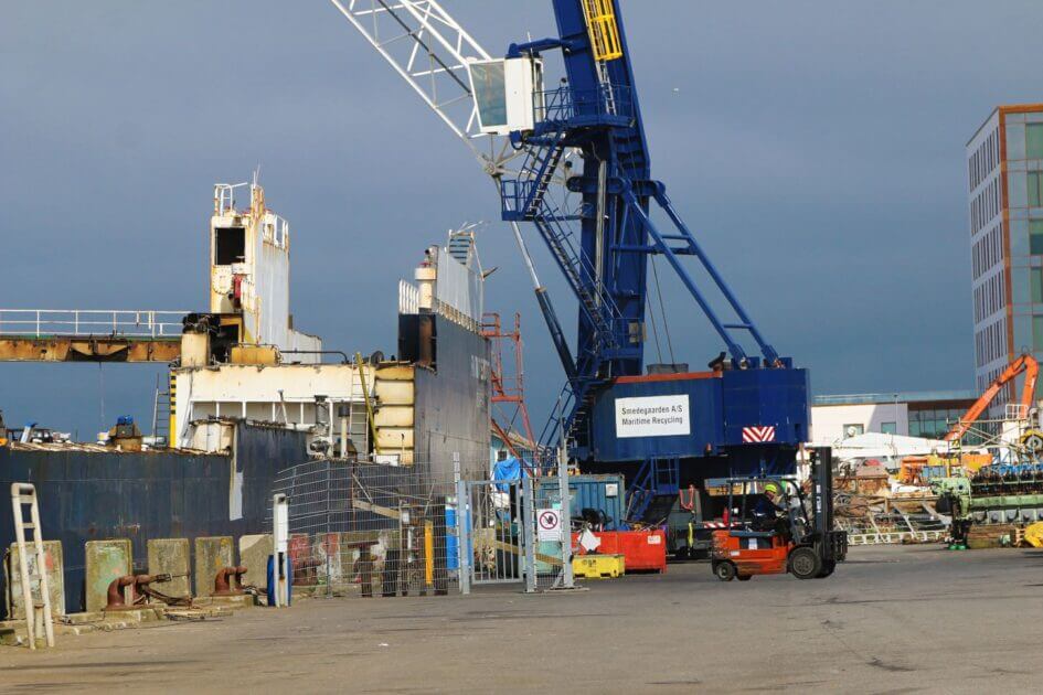 Finlandia Seaways ophugges i Esbjerg. Foto: Johnny Tauman.