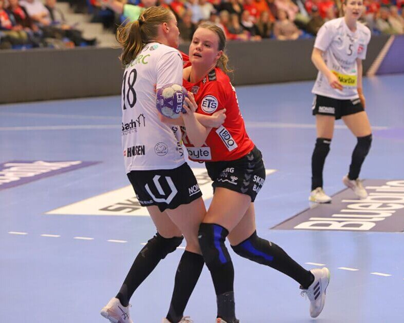 Sara Hansson i infight. Arivfoto: Johnny Tauman.