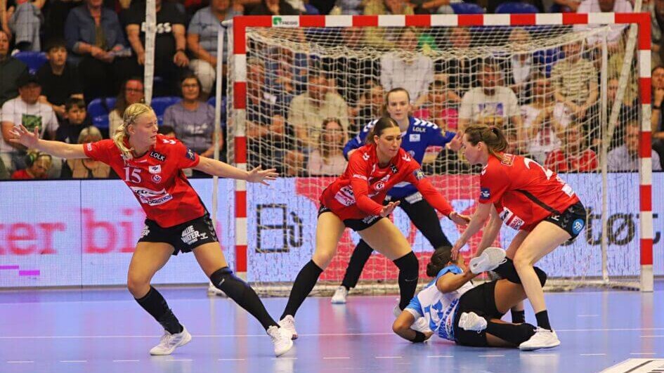 Team Esbjerg i defensiv aktion. Foto: Johnny Tauman.