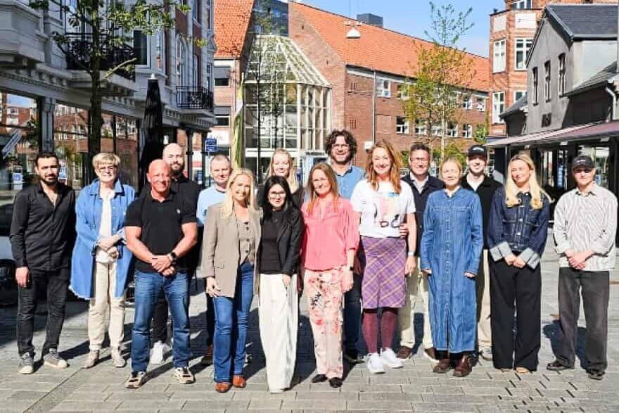 Den uformelle sammenslutning af butikker i "Vores ende af Kongensgade". Privatfoto.
