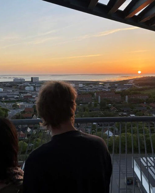 Fra altanen på Plates har man en ret unik udsigt. PR-foto.