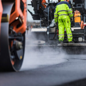 Trafikanterne kan se frem til en bedre køreoplevelse, når asfaltarbejdet er afsluttet. Foto: Vejdirektoratet