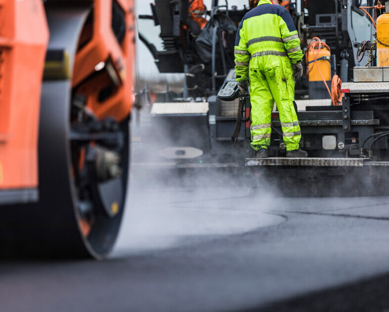 Trafikanterne kan se frem til en bedre køreoplevelse, når asfaltarbejdet er afsluttet. Foto: Vejdirektoratet