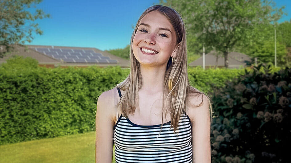 14-årige Emma Fjord Bygballe spiller hovedrollen Sirena. Foto: Mai Møller Christensen.