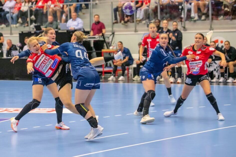 Odenses defensiv var sat godt op til dagens kamp. Foto: Johnny Tauman.