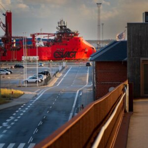 Esvagt via landgangsbroen. Foto: Łukasz Kordula.