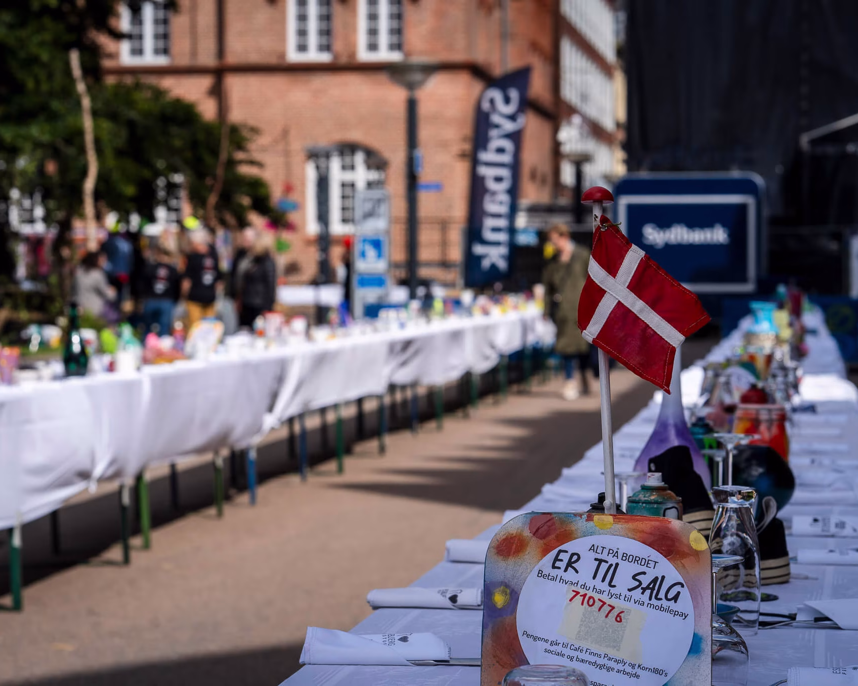 Fra sidste års Gastro & Genbrug langbordsmiddag inden premieren. Arkivfoto: Fjodor Pedersen.